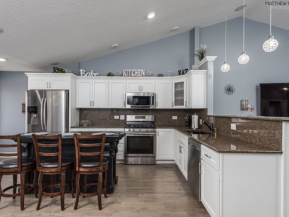 4th image of 13479 S Westview Dr #2