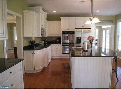 2nd image of 97 Hearth Stone Cir