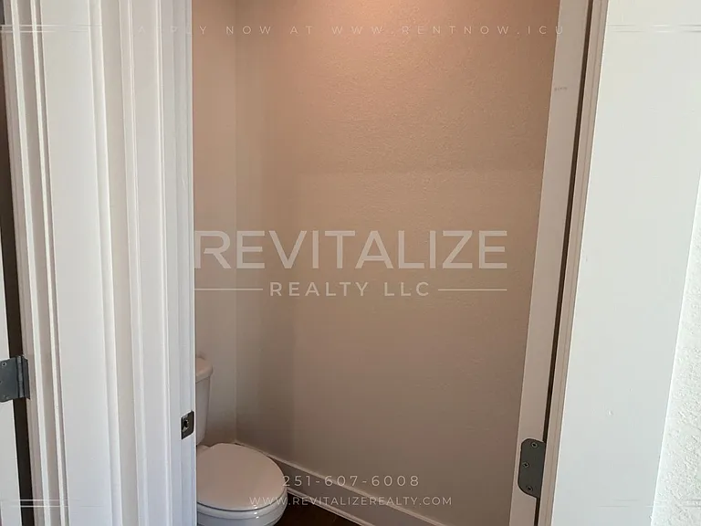 14913 Dayton Cir — Photo 29