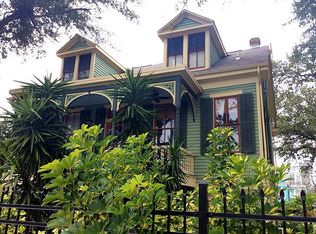 1922 Ursuline, Galveston, TX 77550