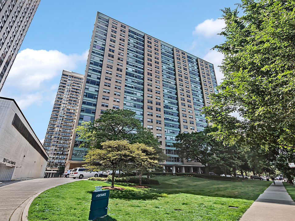 1st image of 3180 N Lake Shore Dr APT 23G