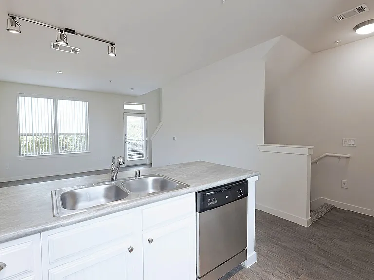 The District At Cypress Waters - Parson's Green — Photo 169