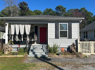 79 N 6th St, Santa Rosa Beach, FL 32459