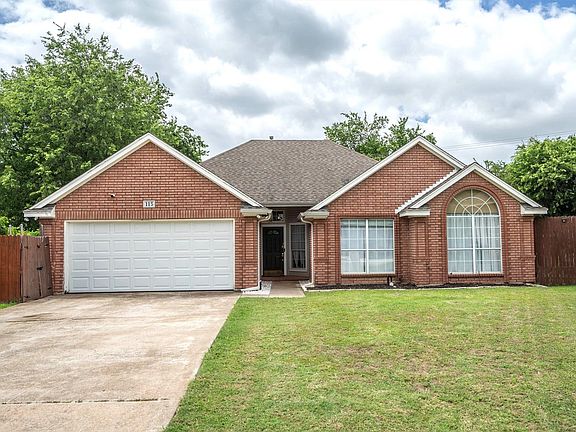 2nd image of 115 S Blue Bonnet Cir