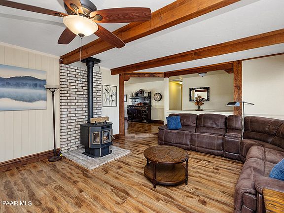 4th image of 2620 W Love Ln