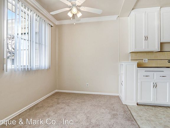4th image of 3144 S Barrington Ave APT K