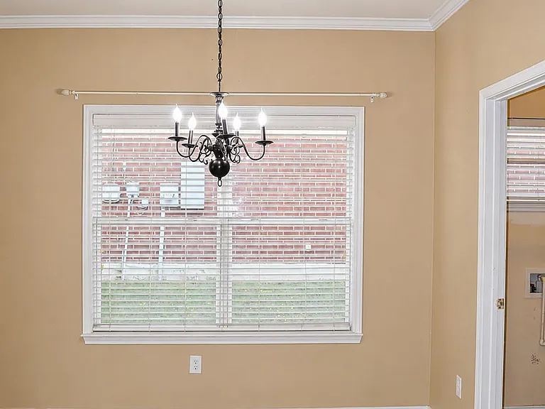 712 White Hawk Trl — Photo 15