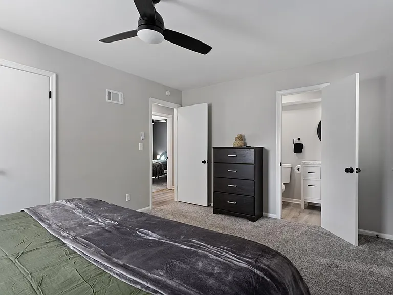 9305 Lamar Ave — Photo 24