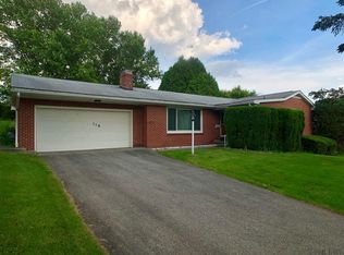 119 Damian Dr, Johnstown, PA 15905