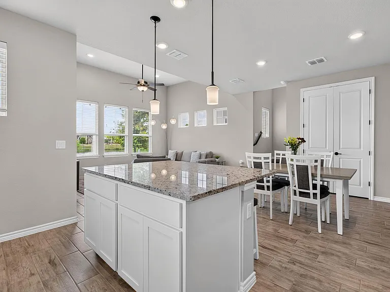 105 Harborside Dr #101 — Photo 15