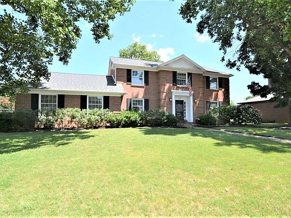 3rd image of 524 Oriole Dr