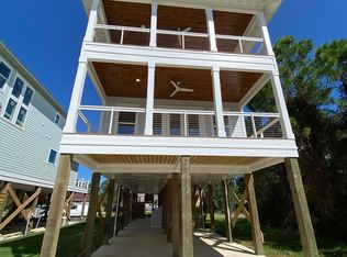 26153 Garrett Ln, Orange Beach, AL 36561