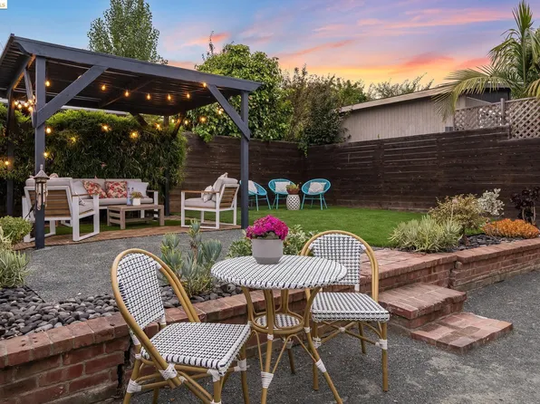 2759 Frazier Ave, Oakland, CA 94605