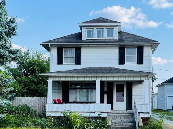 303 W Plain St, Minerva, OH 44657