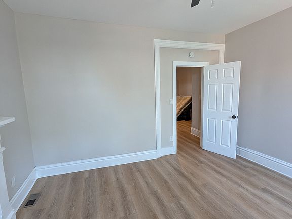 5th image of 430 2nd St Unit 1