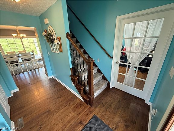 4th image of 235 Briarwood Dr SE