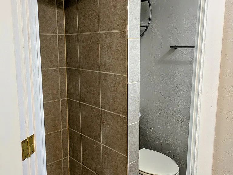 4461 Eaton St #2B — Photo 8