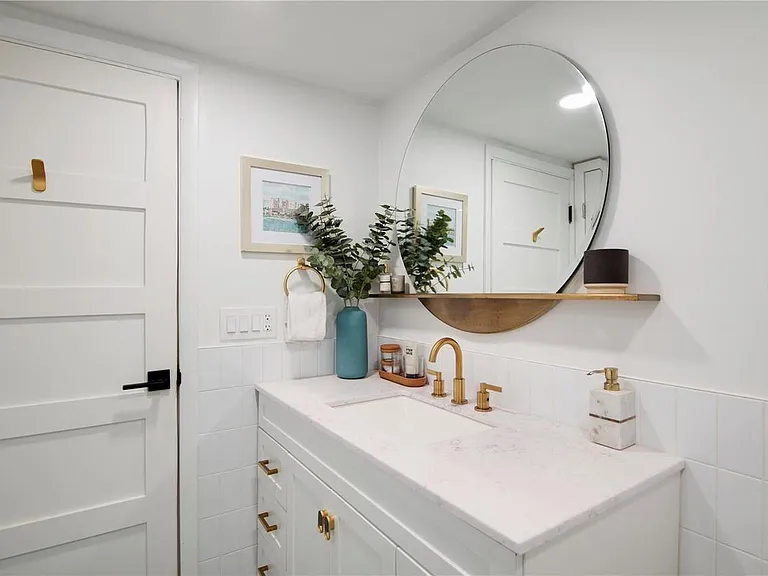 1314 E Washington St — Photo 16