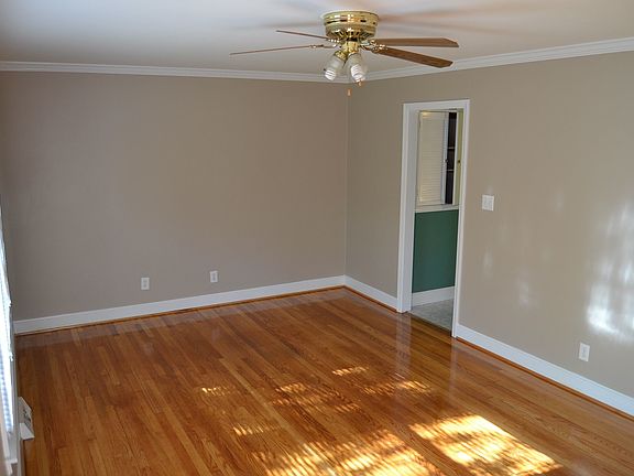 5th image of 112 Dogwood Dr