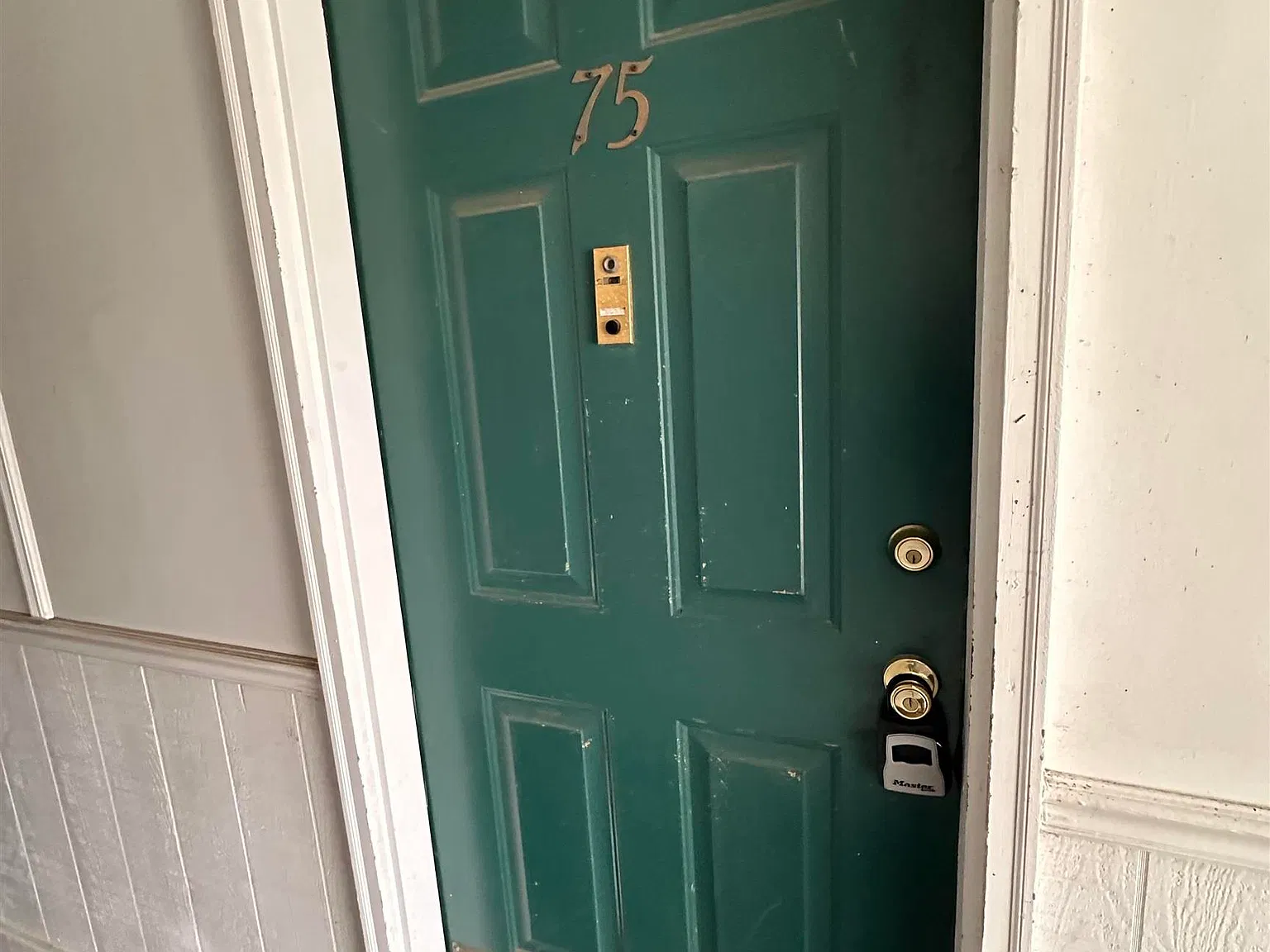 2 bed, 2.0 bath, $1,900 — Photo 3