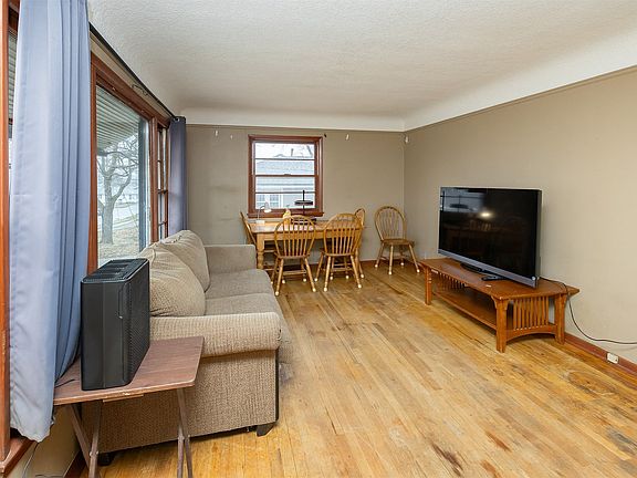 4th image of 4119 Ardmore Rd