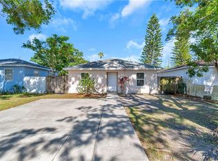 1324 30th St S, Saint Petersburg, FL 33712