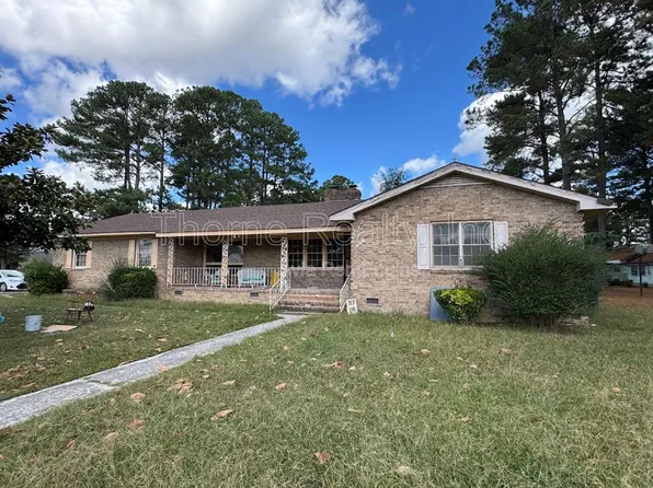 1600 King Cir, Rocky Mount, NC 27801
