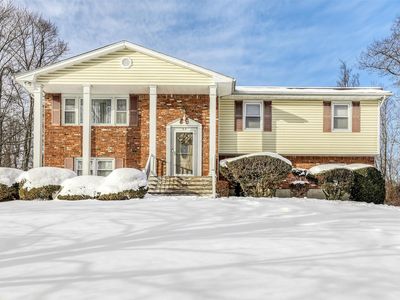 83 W Burda Place, New City, NY, 10956