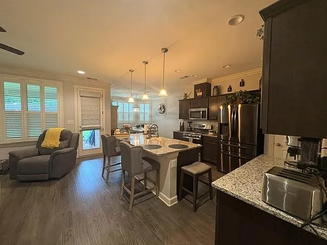7856 Country Lake Dr — Photo 3