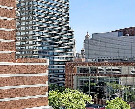 4th image of 130 W 67th St APT 9C
