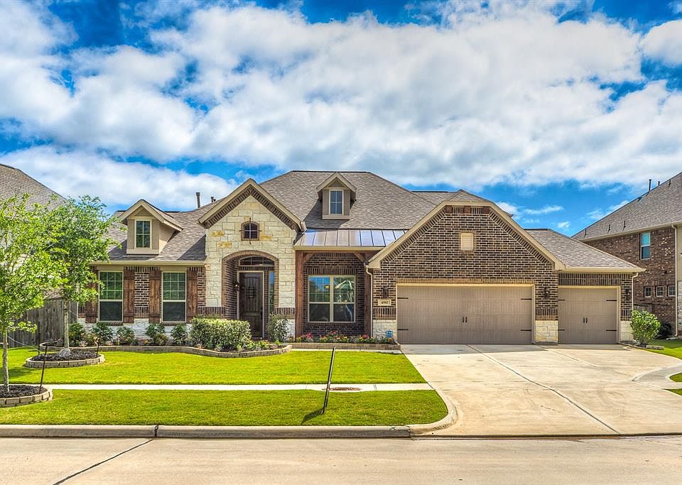 1st image of 4910 Lodge Lake Dr