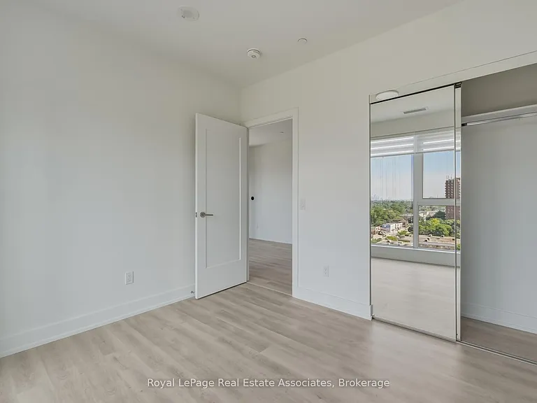 25 Cordova Ave #1212 — Photo 11