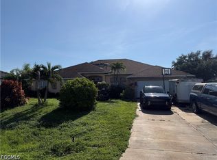 1018 Chapel Ave, Lehigh Acres, FL 33971