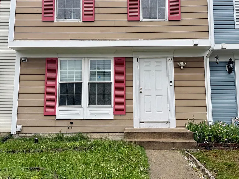 23 Ivy Oak Ct — Photo 1