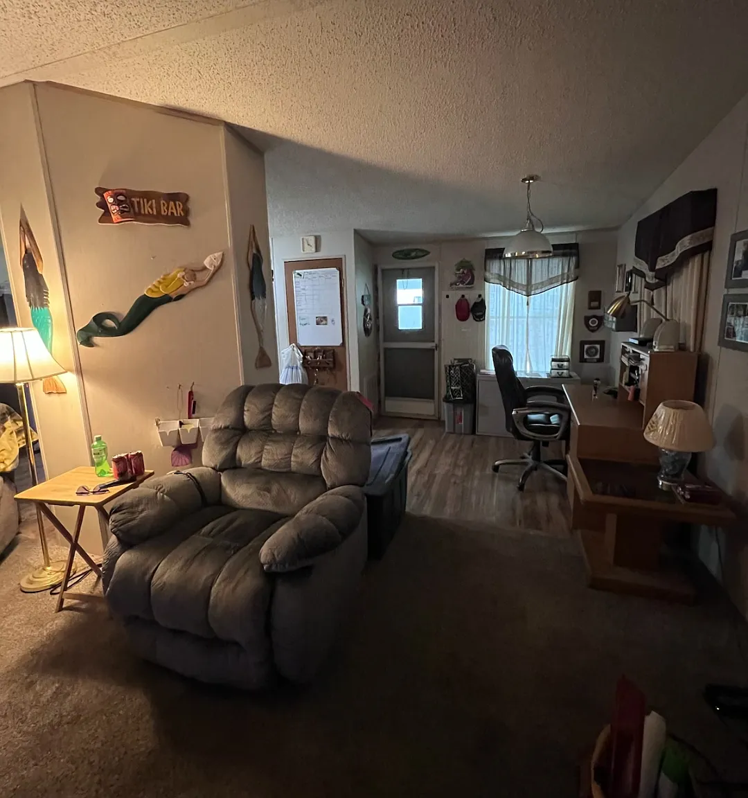 2 bed, 950 sqft, $1,680 — Photo 2