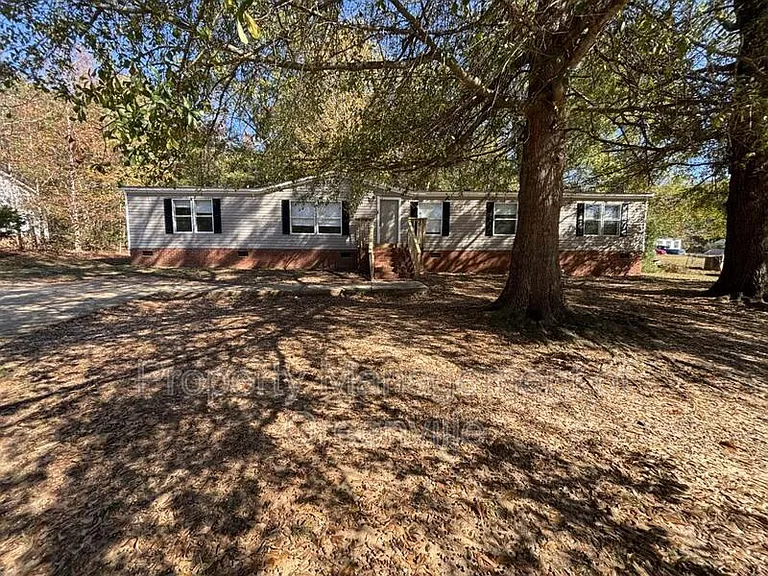102 Tifton Ct — Photo 16
