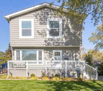 2220 Princeton Rd, Berkley, MI, 48072