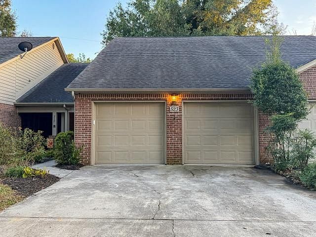 1st image of 523 Sunrise Cir