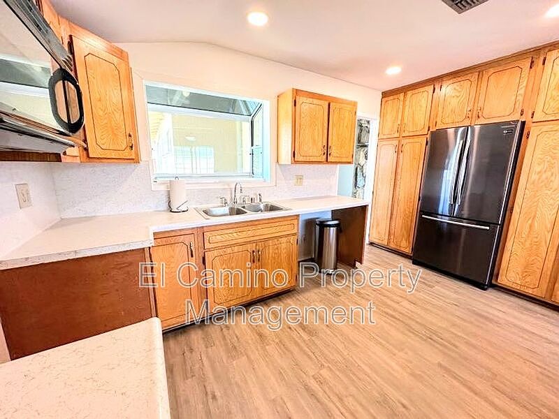 1st image of 13551 La Pat Pl