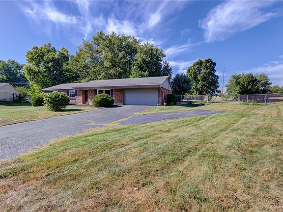 5th image of 2063 Dane Ln