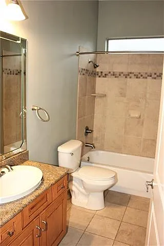 817 Decatur St — Photo 10