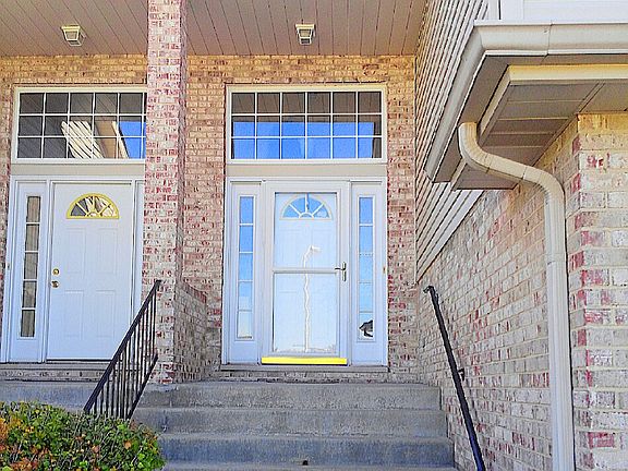 4th image of 6905 Geneva Dr