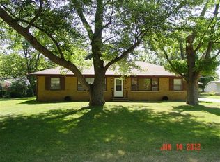 828 Dwillard Dr, Kalamazoo, MI 49048