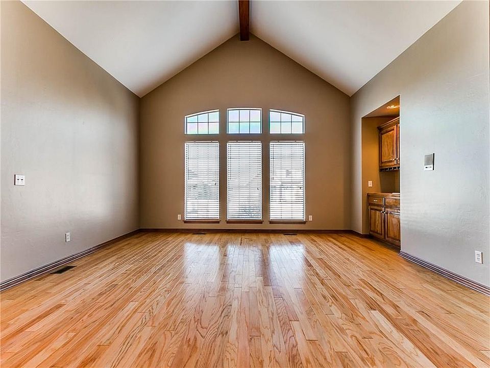 812 Colony Dr, Edmond, OK 73003 Zillow