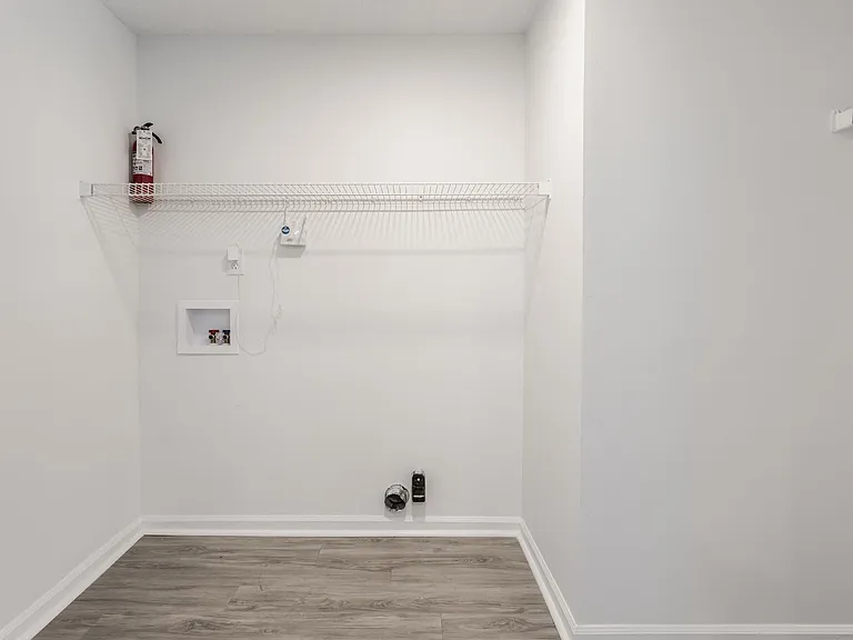 Sundance Apartments — Photo 29