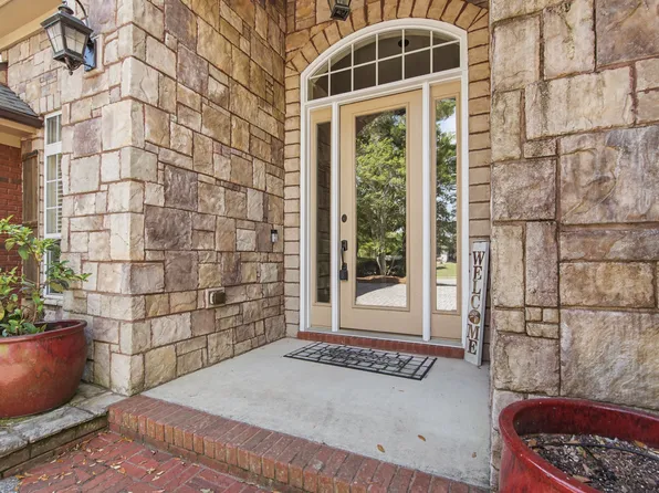140 Lake Merial Trl, Southport, FL 32409
