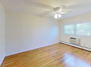 8 Friend St APT 2, Waltham, MA 02453