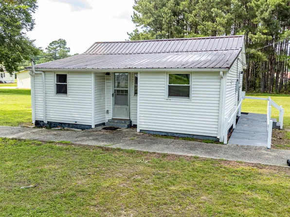 109 Revelle Park Lane, Murfreesboro, NC 27855