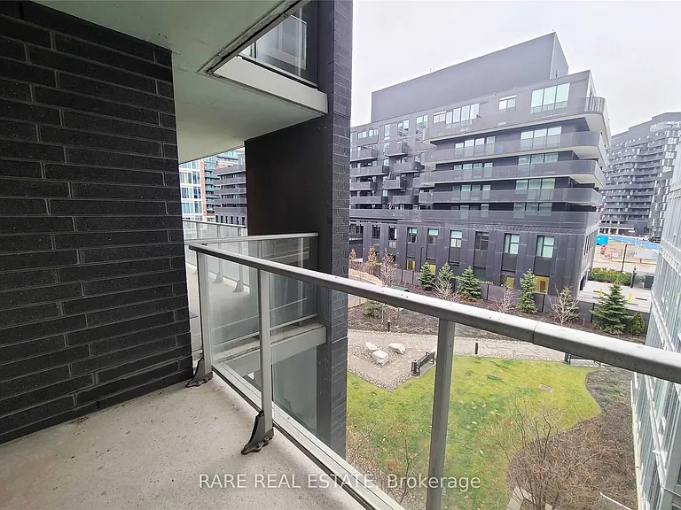 565 Wilson Ave #320W — Photo 15