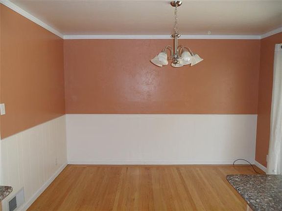 5th image of 2140 Crestmoor Dr